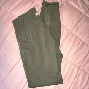 Lululemon train times legging